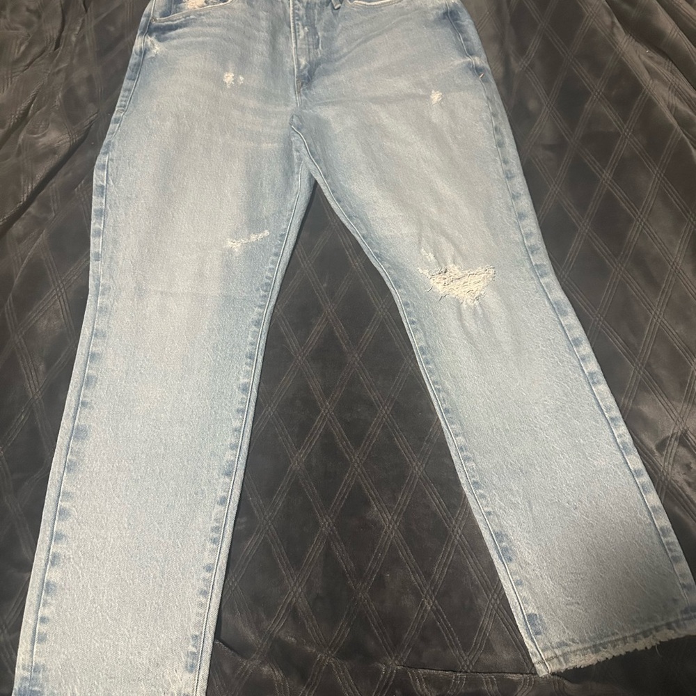Good American Distressed Denim jeans - Picture 2 of 4